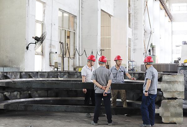 大型鑄造加工廠家說放下指責(zé)，共同解決大型鑄鋼件質(zhì)量問題！