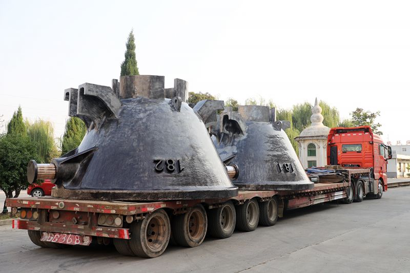 大型鑄造加工廠(chǎng)家對(duì)渣罐的材質(zhì)選擇與設(shè)計(jì)特點(diǎn)