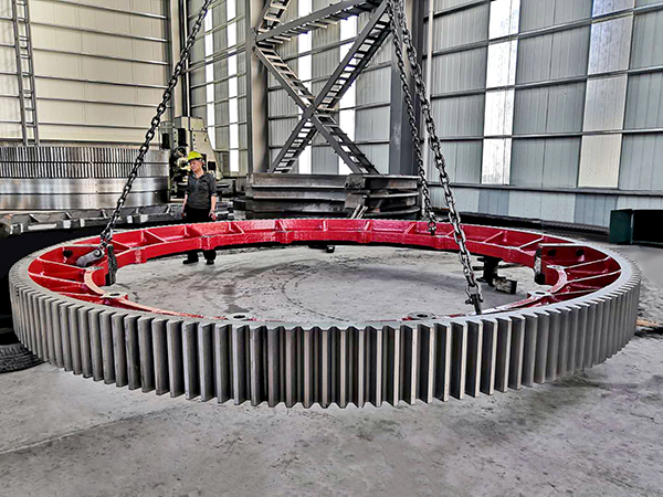 鑄鋼件廠家為了提高鑄鋼件大齒輪綜合機械行性能，是怎么調(diào)質(zhì)的？