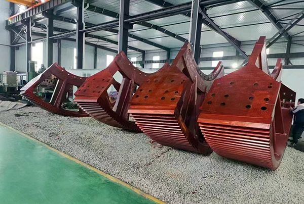 鑄鋼件廠家生產(chǎn)的大型鑄鋼件-大齒輪為什么要分段鑄造？