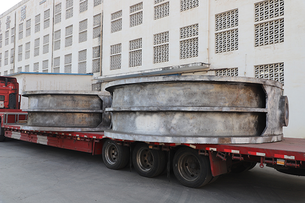 聽，大型鑄鋼件廠家講解為什么鑄鋼件有麻點(diǎn)缺陷產(chǎn)生？