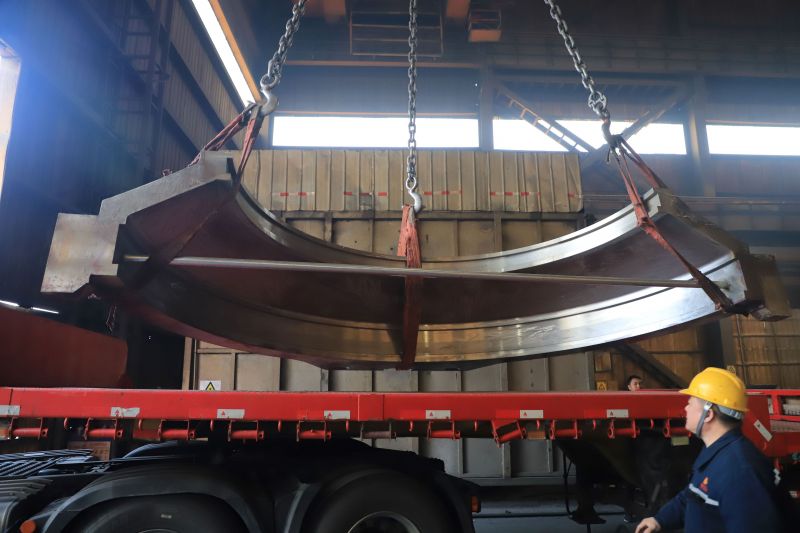 如何選擇合適的隔板套材料以適應(yīng)不同的環(huán)境條件？