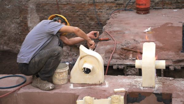 鑄鋼件定制：大型鑄鋼廠的一天怎樣運(yùn)轉(zhuǎn)？