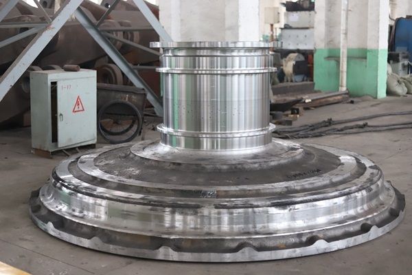 建材行業(yè)大型鑄鋼件有何性能？騰飛鑄鋼來為你解答！