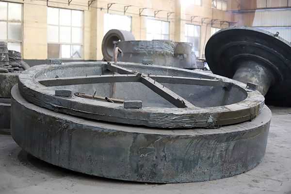 大型鑄鋼件的氣孔和縮孔該怎么處理