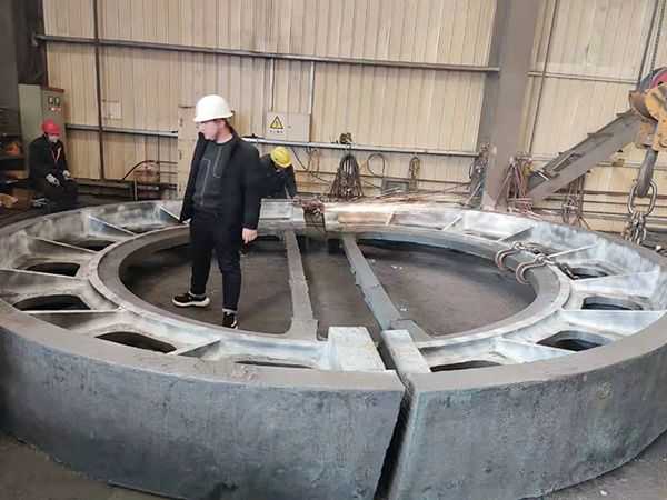 大齒輪質(zhì)量如何？不多說，大齒輪加工廠家領(lǐng)你去參觀