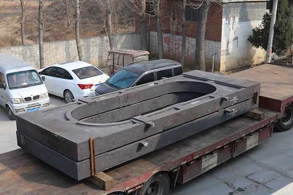 大型鑄鋼件廠家對大型鑄鋼件的清砂操作，您了解多少？